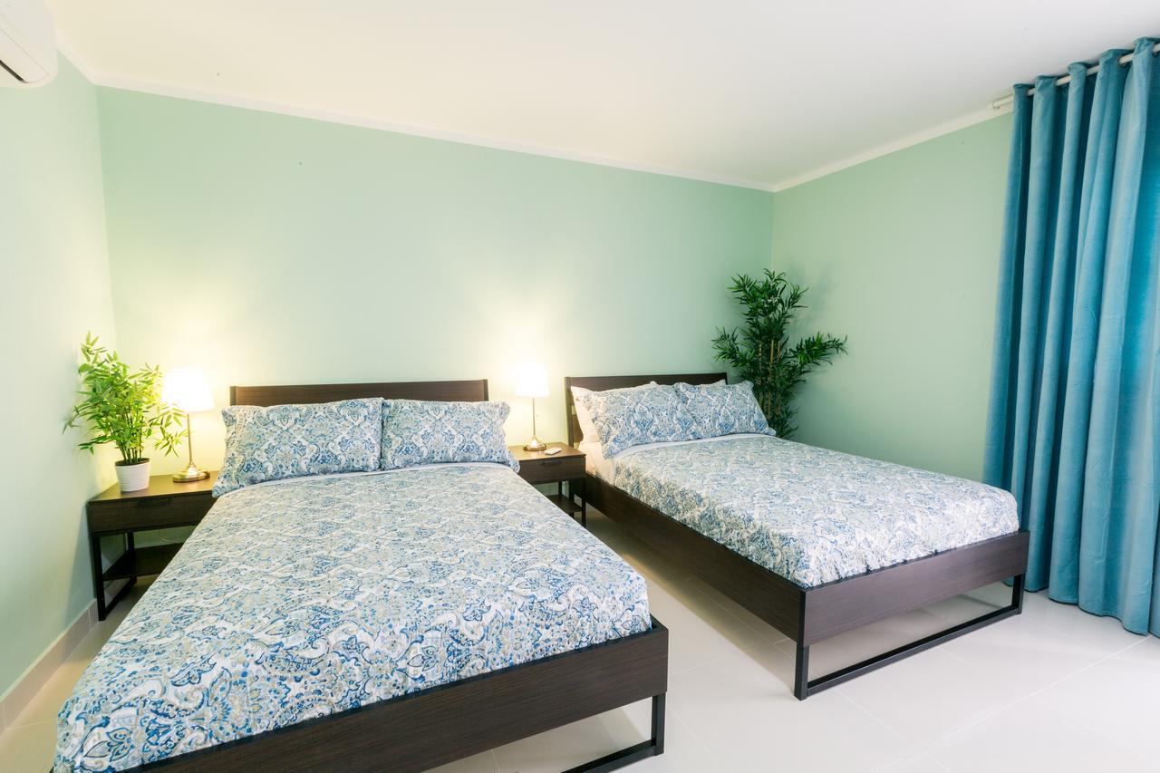 Hotel Fiesta Deluxe Punta Cana Room photo